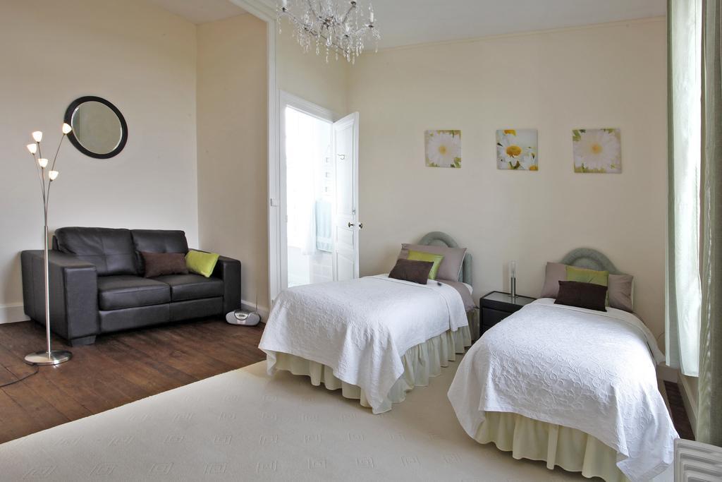 Le Presbytere Bed and Breakfast Saint-Bomer-les-Forges Esterno foto